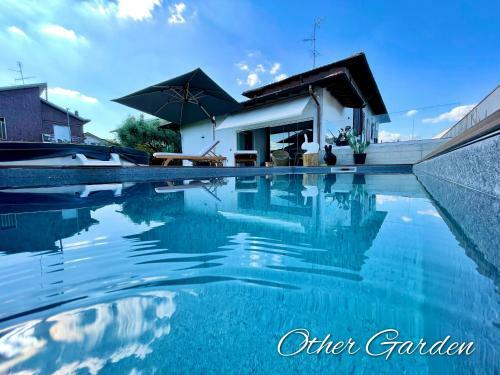 Other Garden - Luxury Bed And Breakfast