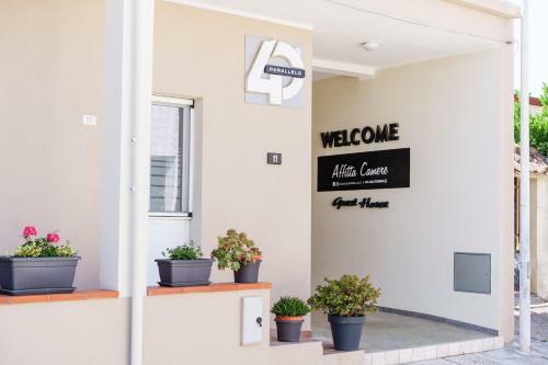 Hostal 40� Parallelo Guest House