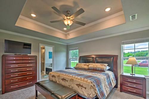 New Build By The Lake 8 Mi To Eureka Springs!