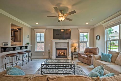 New Build By The Lake 8 Mi To Eureka Springs!
