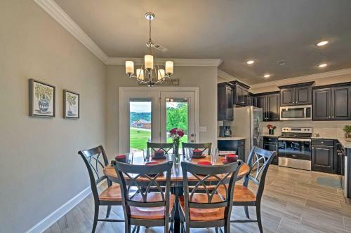 New Build By The Lake 8 Mi To Eureka Springs!