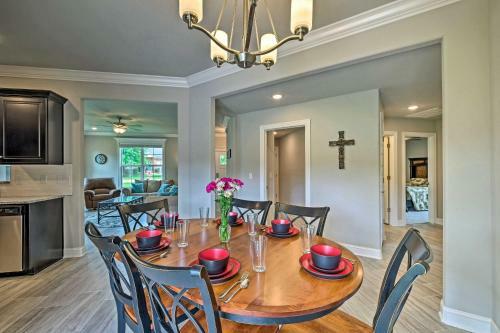 New Build By The Lake 8 Mi To Eureka Springs!
