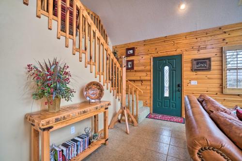 Idyllic Table Rock Lake Cabin Boat And Explore