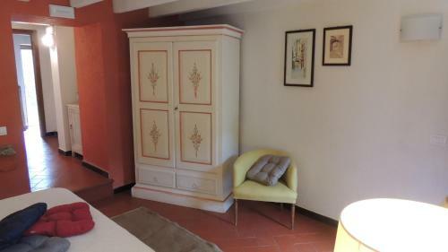 Bed & Breakfast Borgo Di Codeglia - Country Rooms
