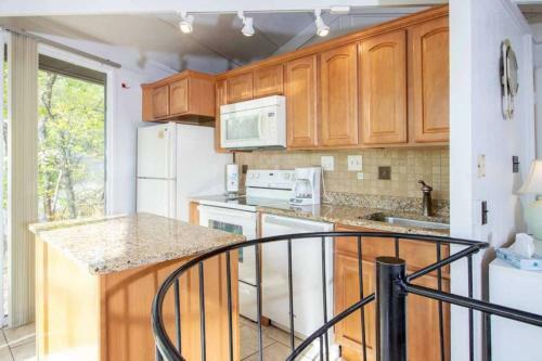 Unit 6 - Treetop 2 Bedroom Villa
