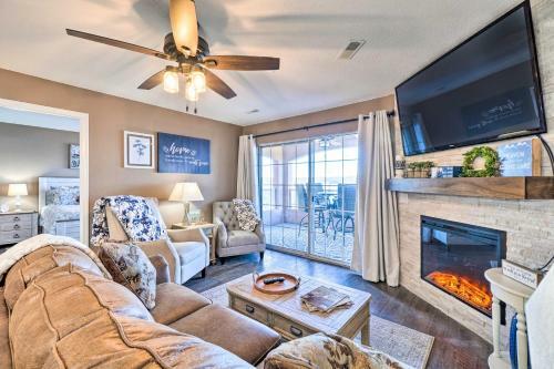 Apartamento Hollister Condo With Table Rock Lake On-site!