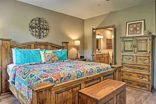 Branson Area Goldilocks Lodge With Private Deck!