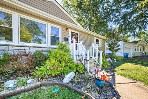 Pet-friendly St Louis Home With Private Yard!