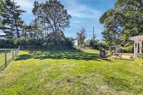 Pet-friendly St Louis Home With Private Yard!