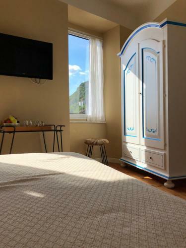 Hostal Orto Al Mare Room Rental