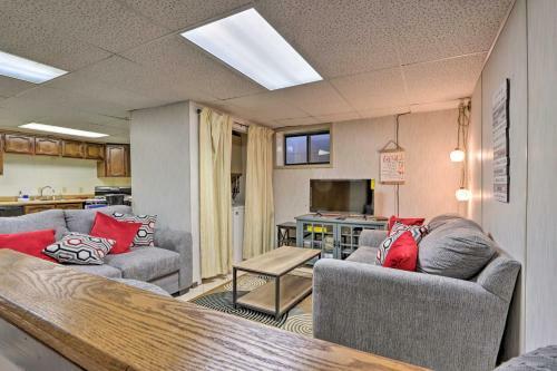 Pet-friendly Apartment With Shared Fishing Pond