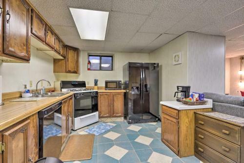 Pet-friendly Apartment With Shared Fishing Pond