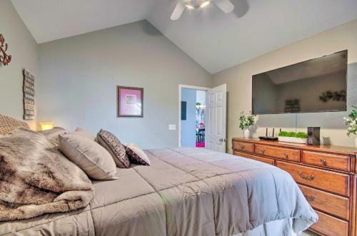 Lake Ozark Escape With Dock, Main Channel Views