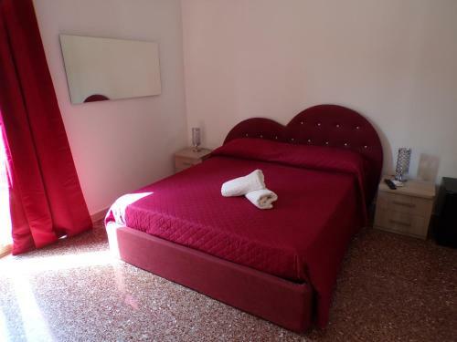 Hostal Nuova Aurora Rent Rooms