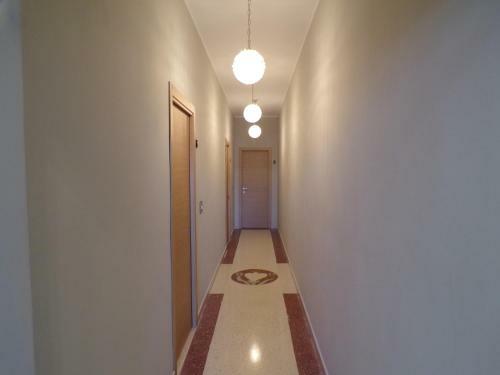 Hostal Nuova Aurora Rent Rooms