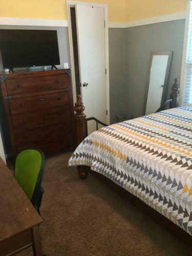 Becky & Marvels 420 Home With A Rentable Room And Wifi