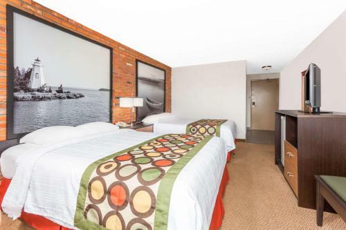 Hotel Super 8 By Wyndham Sudbury On