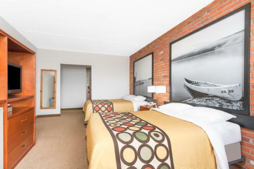 Hotel Super 8 By Wyndham Sudbury On