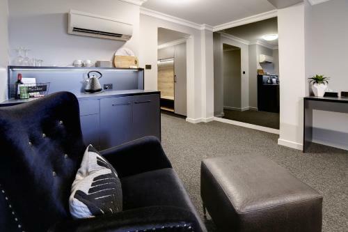 Townhouse Hotel