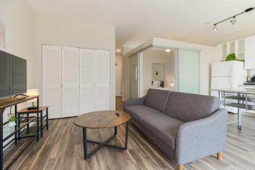 Insta-worthy Oasis Steps From Nightlife With Hot Tub! 305
