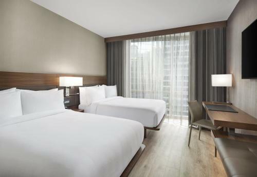 AC Hotel By Marriott St Louis Central West End