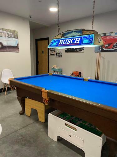 Sleep In Private Pod Near Outdoor Activities&ski