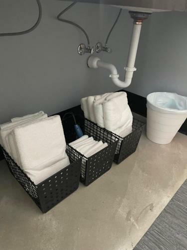 Sleep In Private Pod Near Outdoor Activities&ski