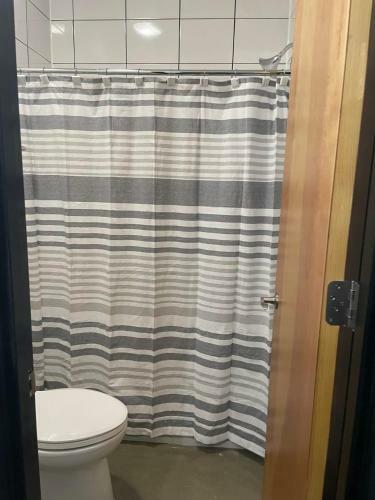 Sleep In Private Pod Near Outdoor Activities&ski
