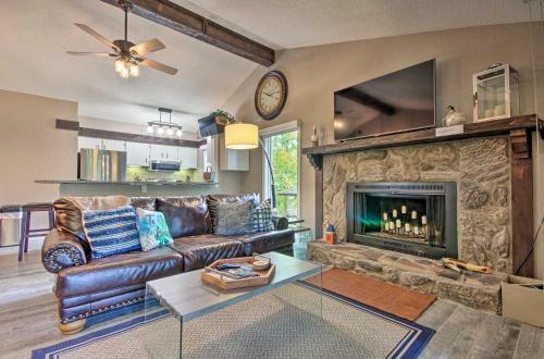 Osage Beach Resort Home Deck And Gas Fire Pit!