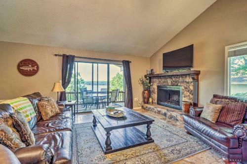 Ozarks Cabin With Screened Porch And Resort Perks!