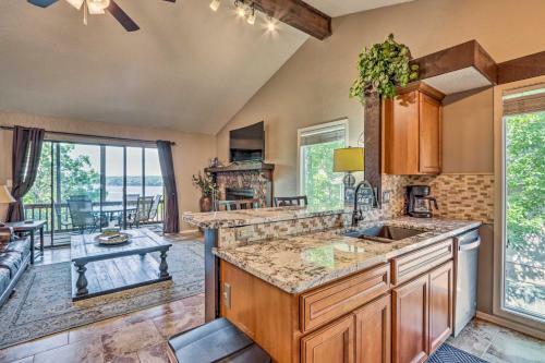 Ozarks Cabin With Screened Porch And Resort Perks!