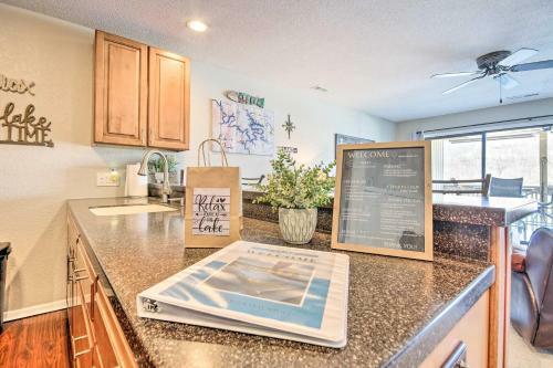 Apartamento Quaint Lake Osage Condo With Balcony And 3 Pools!
