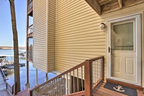 Apartamento Lovely Lakefront Condo With Dock And Pool Access!