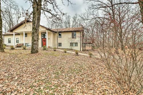 40-acre Poplar Bluff Nature Lovers Paradise!