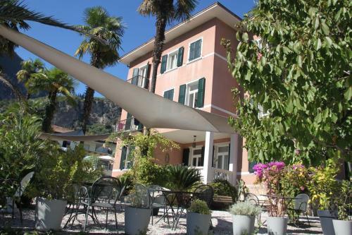 Bed & Breakfast Albergo Garn� Villa Moretti