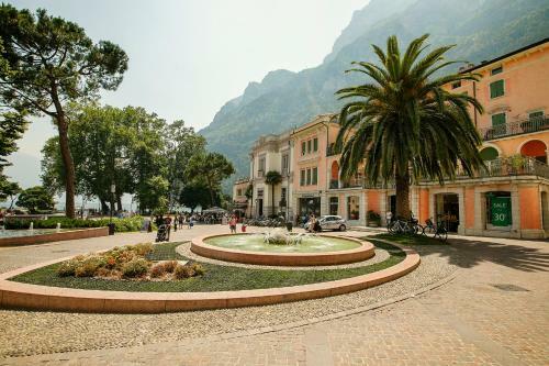 Apartamento Residenza Rocca Del Lago 2