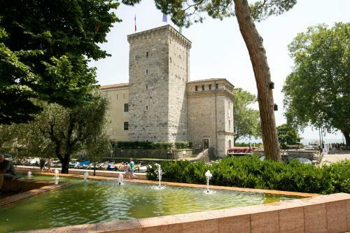 Apartamento Residenza Rocca Del Lago 2
