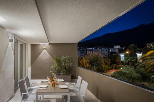 Aris Apartments & Sky Pool - Tonellihotels