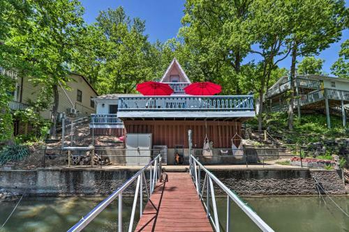 Lakefront Rocky Mount Cabin With Dock And Kayaks!