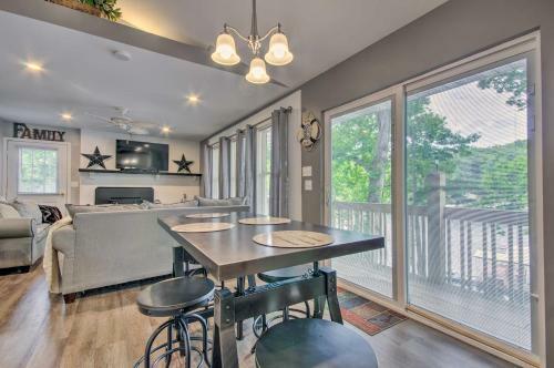 Lakefront Rocky Mount Escape With Dock And Grill!