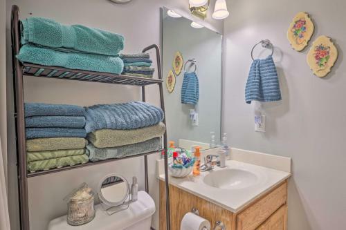 Pet-friendly St Joseph Apartment With Yard!