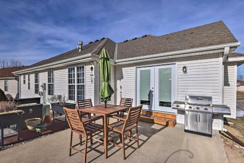 Pet-friendly St Joseph Apartment With Yard!