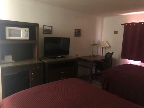 Hotel Simple Rewards Inn