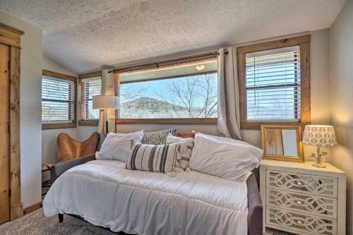Lakefront Shell Knob Home With Deck And Gas Grill
