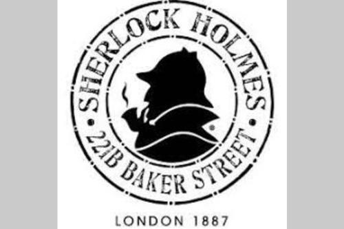 Apartamento 221b - Sleeps Up To 5!