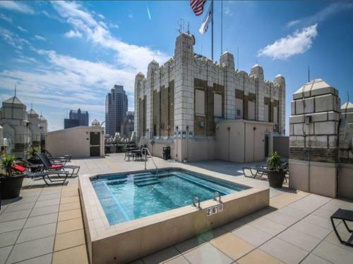 Apartamento Jacuzzi In The Sky Luxe Condo By Cozysuites