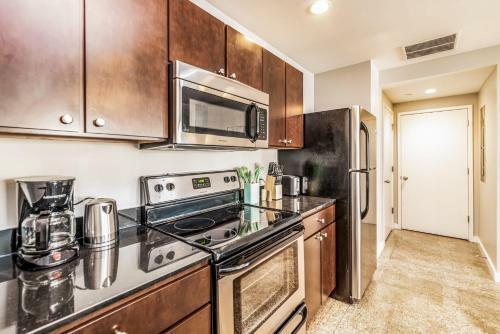 Apartamento Jacuzzi In The Sky Luxe Condo By Cozysuites