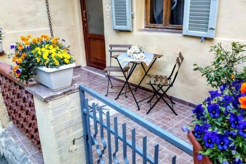 Panoramic And Beautiful House 4km From The Sea.