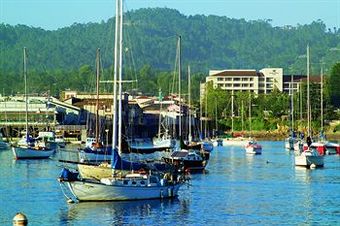 Portola Hotel & Spa