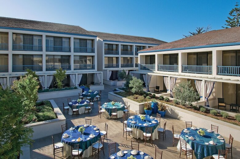 Portola Hotel & Spa